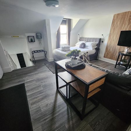 Quantock Loft Studio 3 Apartman Rochester  Kültér fotó